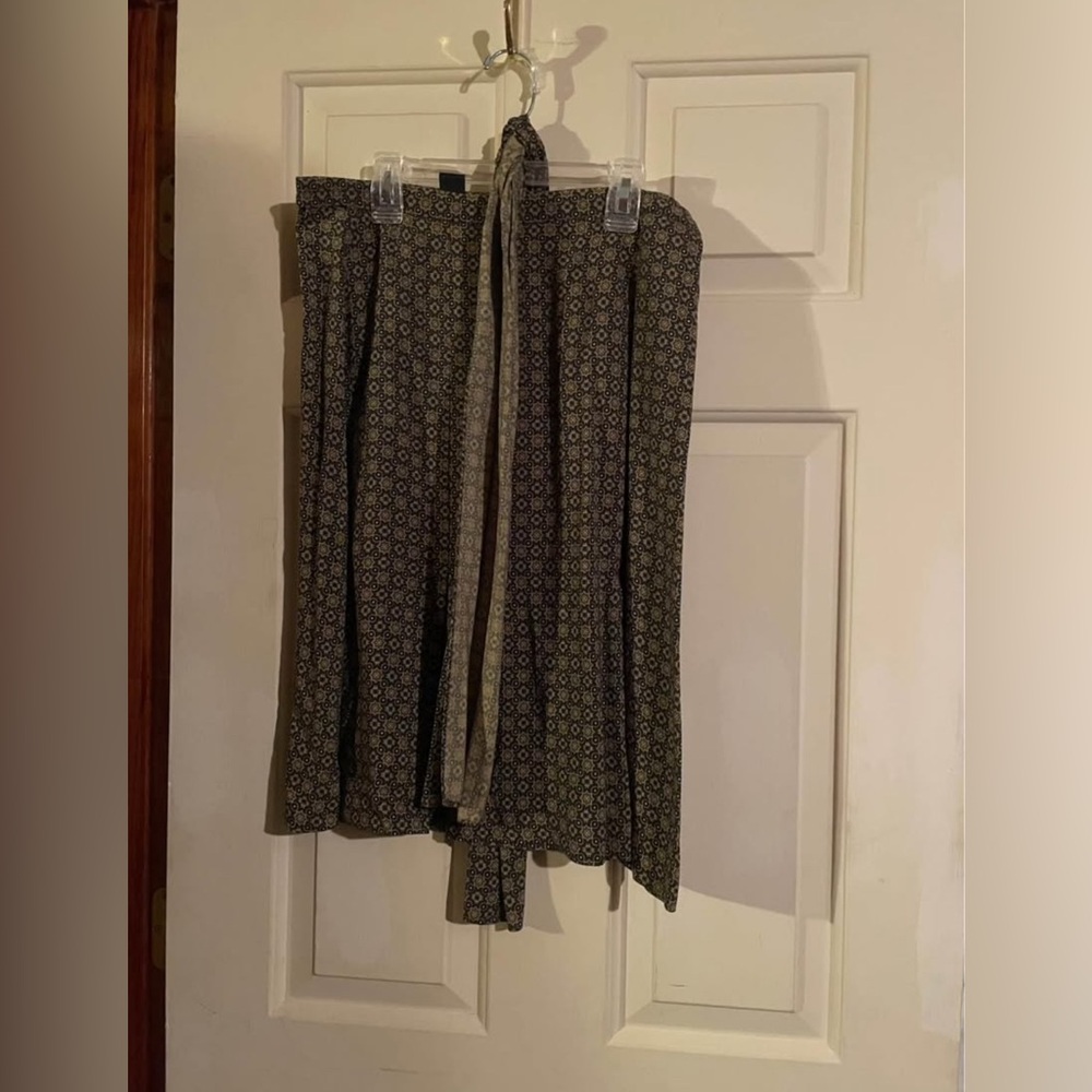 Leslie Fay Black and Brown Patterned Midi Skirt